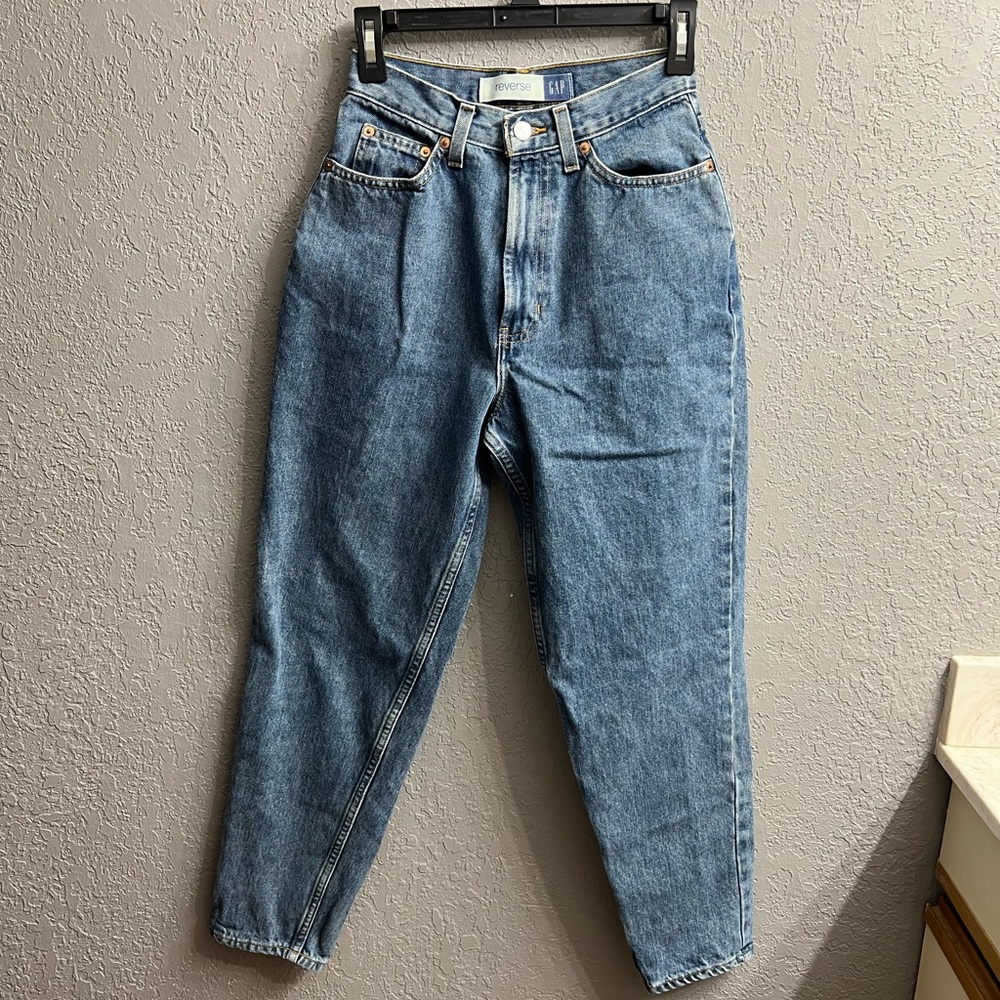 GAP Ankle Cropped Jeans with High-Rise Waist
